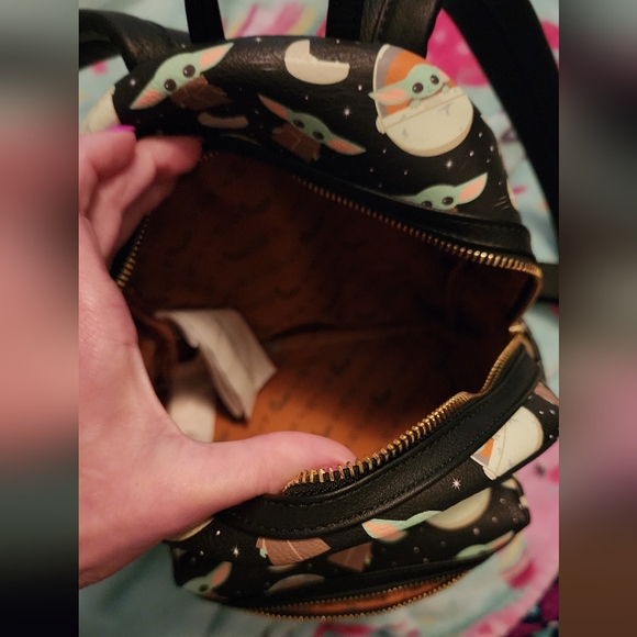 Lounge fly mandalorian/grogu backpack - Picture 2 of 3